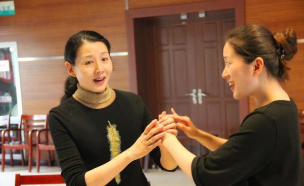 韩再芬个人简历