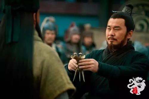 千里走单骑的故事主要内容概括