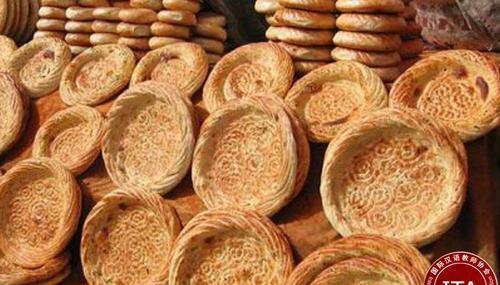 （X-J）少数民族维吾尔族的节日风俗、服饰及饮食特点