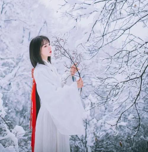 两处相思同淋雪，此生也算共白头什么意思