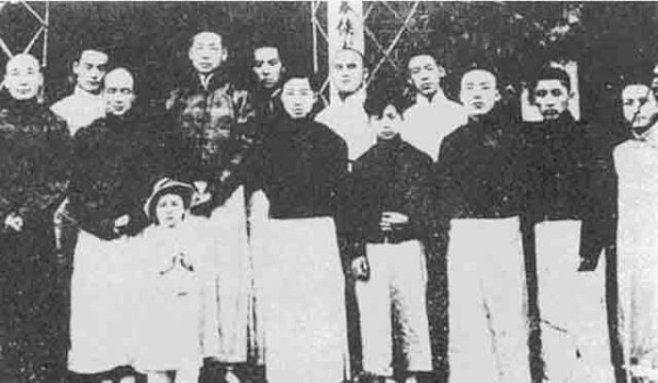 董海川生平简介