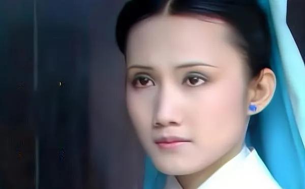 妙玉到底是什么出身
