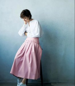 上身胖什么颜色显瘦 女生衣服显瘦的搭配技巧