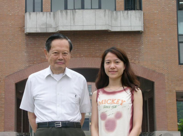 杨振宁老婆翁帆多少岁