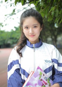 怎样扎马尾好看又洋气又蓬松 扎马尾好看又简单的教程