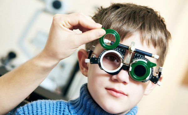 眼镜店可以免费测视力吗