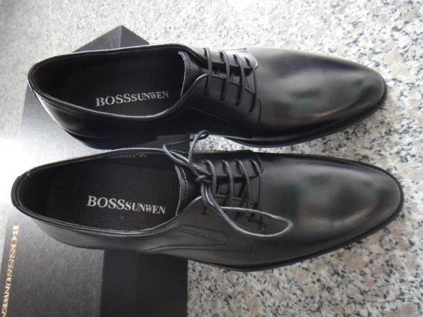 bosssunwen是什么品牌鞋子