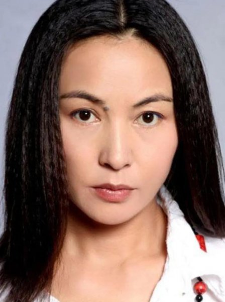 姚橹老婆艾丽娅个人简历