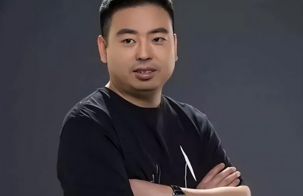 湖北富豪叶国富简介