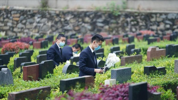 墓地产权多少年到期了怎么办
