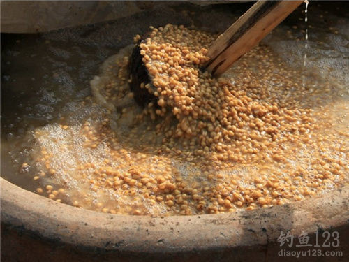 鱼饵配方大全野钓自制