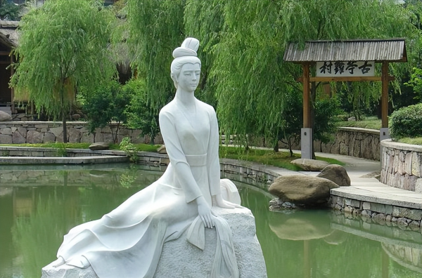夫差与西施的故事简介