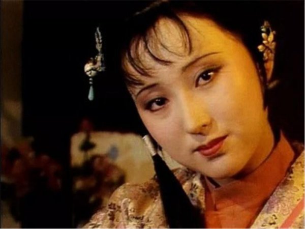 林黛玉的一生经历概括