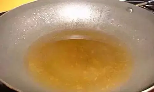 六成油温大约多少°c