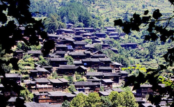 千户苗寨在哪里