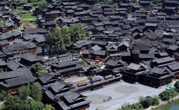 千户苗寨在哪里