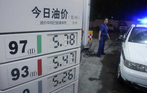 养车最便宜一年多少钱