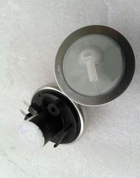 洗衣机水位控制器坏了怎么修