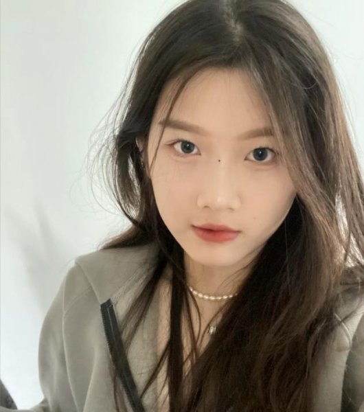 女生鼻梁有痣好不好