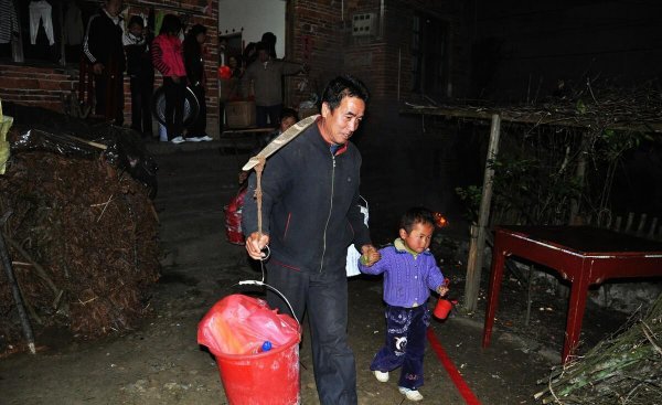 搬新家温锅是什么意思