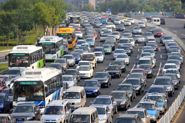 汽车跑多少公里报废