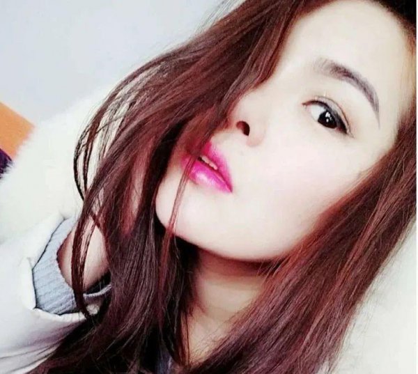 不需要漂染的冷系发色