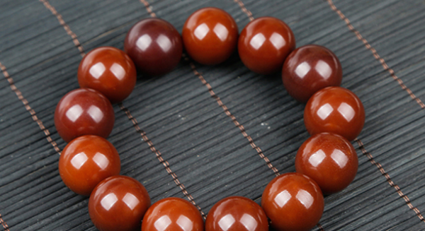 白玉菩提怎么盘最好