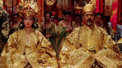 满城尽带黄金甲的故事梗概 介绍电影满城尽带黄金甲的故事情节