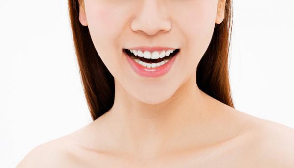 女人梦见自己牙齿全掉光了是什么征兆
