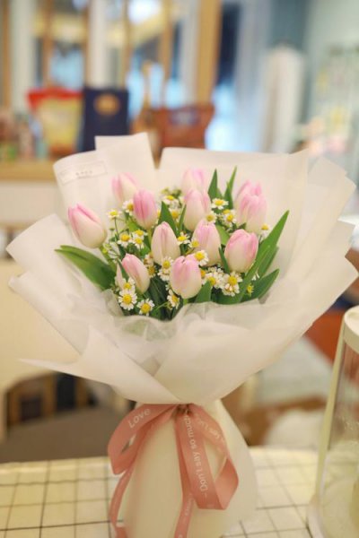 闺蜜生日送什么花比较适合女性
