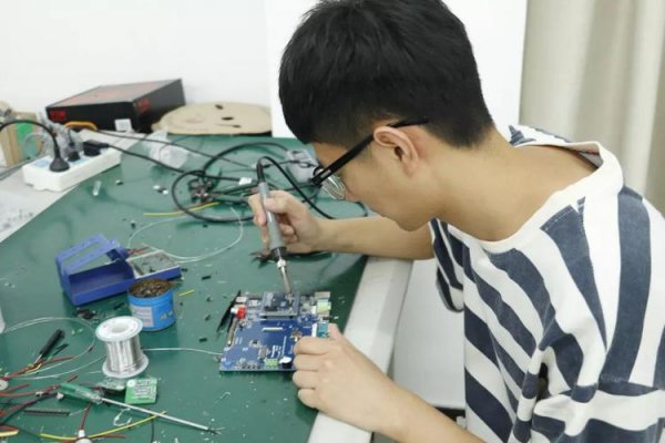 电子技术主要学什么就业方向是什么