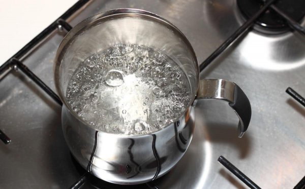 开水可以重复烧第二次吗