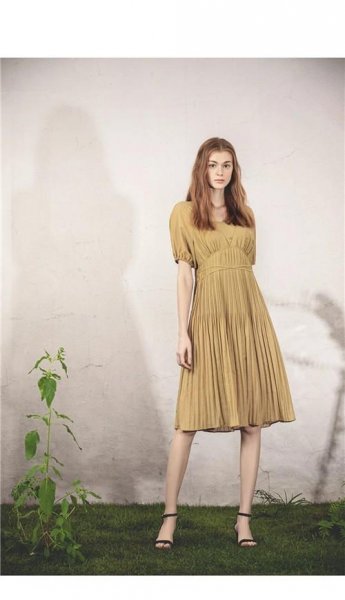 leisure是什么牌子衣服