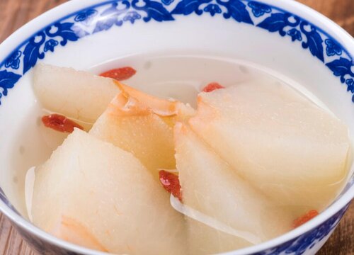 冰糖雪梨一般炖几分钟能熟可以吃