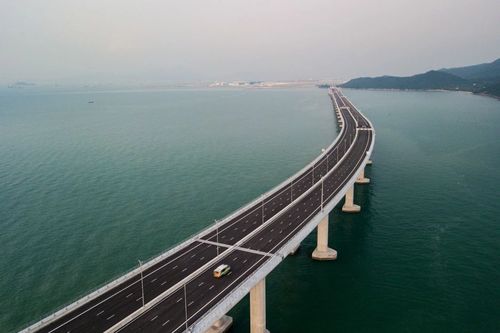 中国最长的跨海大桥叫什么名字