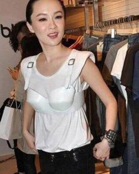 街拍穿衣服辣眼睛的明星