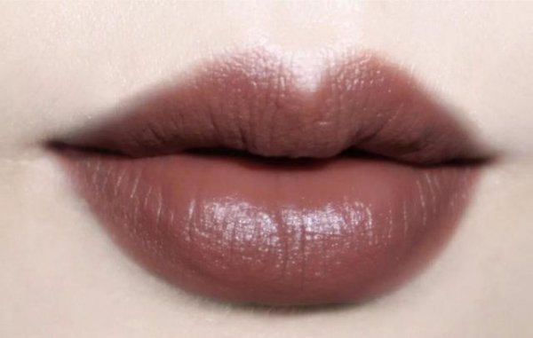 最配秋天的口红有什么必要条件？