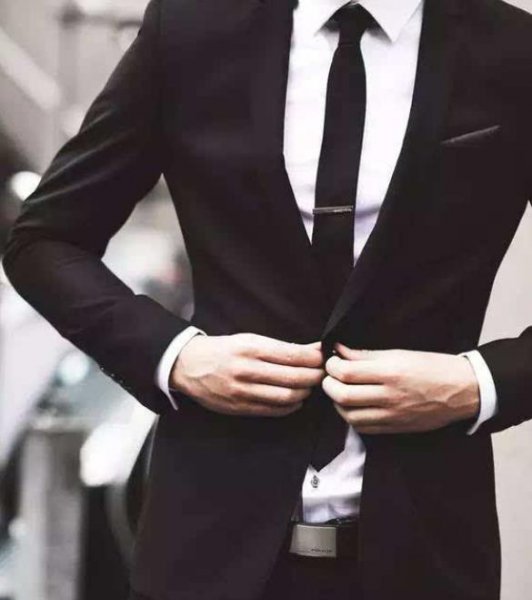 为什么有的女人很吸引男人