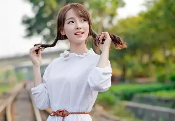 男女之间只要深入交往就会暧昧吗？