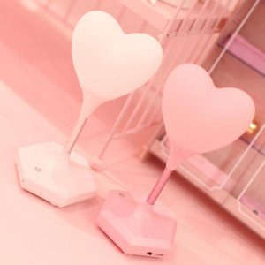 男朋友如何满足女朋友少女心 女朋友少女心泛滥怎么办