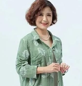 中老年发量翻倍的3个发型推荐
