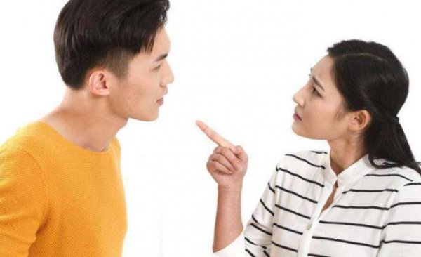 女人生气不理男人好吗