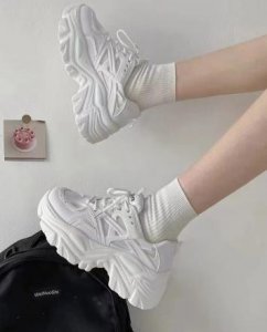 矮个子穿什么鞋有气势 50岁穿什么鞋显高显瘦