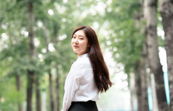 男人见到心爱女人表现