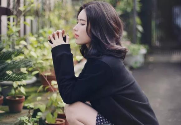 怎么判定40多岁的已婚妇女喜欢你