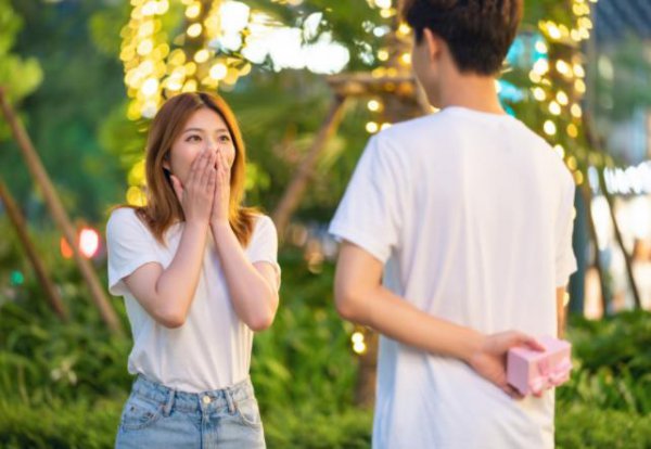 异地恋成功的三个条件