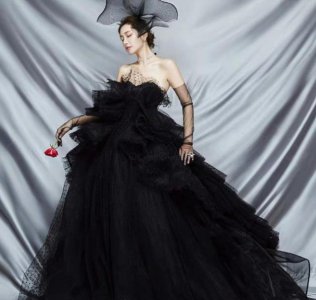 黑色婚纱为什么不吉利 女的穿黑色婚纱的含义