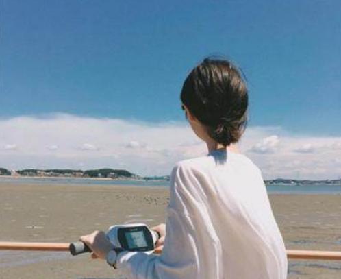 爱钱如命的女人啥表现