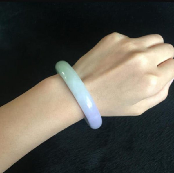 为何未婚的不能戴玉镯