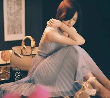 已婚男人对你有意思有什么表现